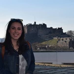 Meet your Posher, Caroline